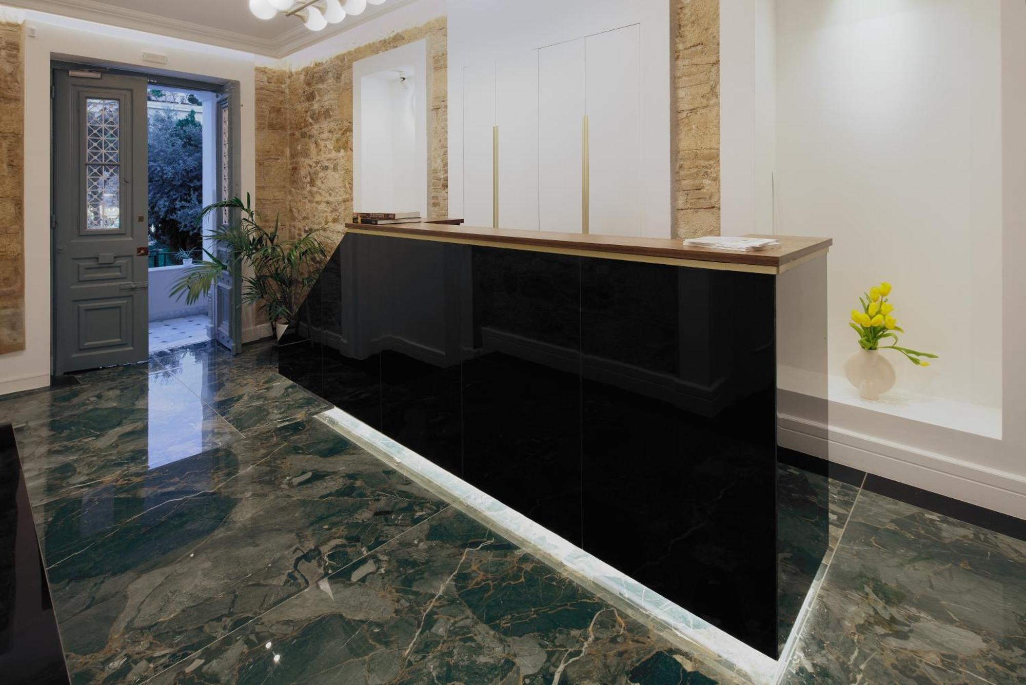 La Divina Aparthotel Athens Exterior photo